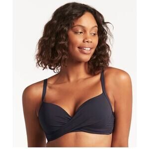 Sea Level Cross Front D-& DD-Cup
Molded Underwire Bikini Top navy size 4 (new)
